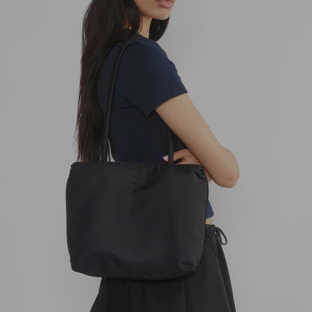 Aritzia Sunday Best Tote Bag